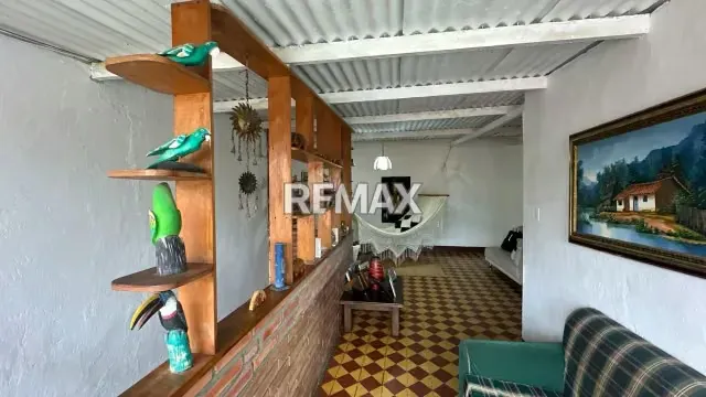 En VENTA casa en TARIBA. Dos (2) cuadras más arriba del FUNDAHOSTA - 7
