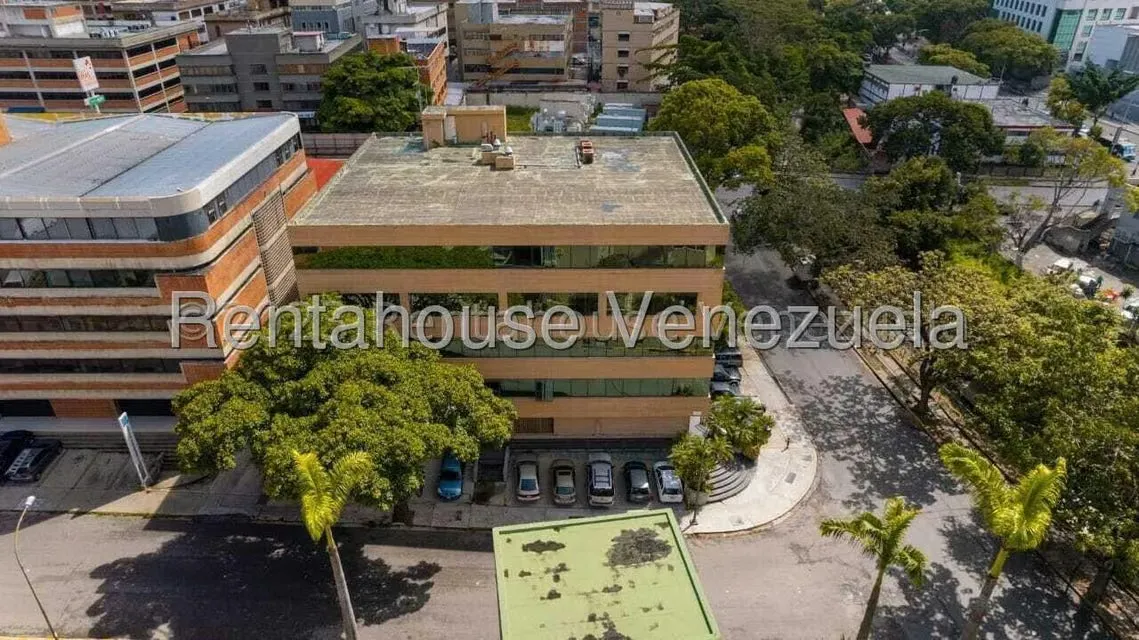 Edificio en Venta en La Urbina, Distrito Metropolitano - 4