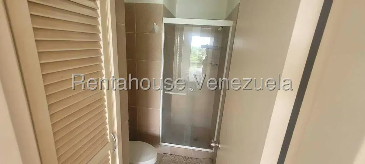 Apartamento (1 Nivel) en Venta en Los Canales de Rio Chico, Miranda - 11