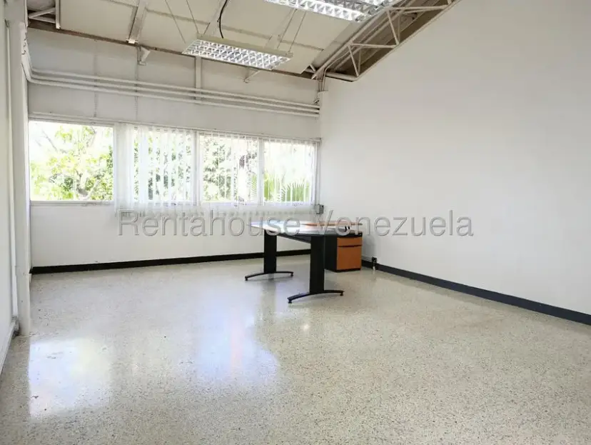 Comercial (Oficina) en Alquiler en Terrazas del Avila, Distrito Metropolitano