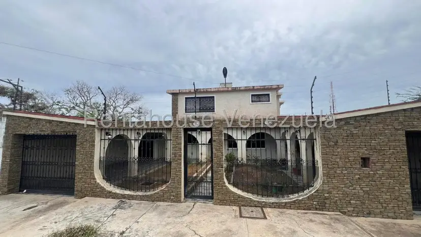 Townhouse (1 Nivel) en Venta en Porlamar, Nueva Esparta