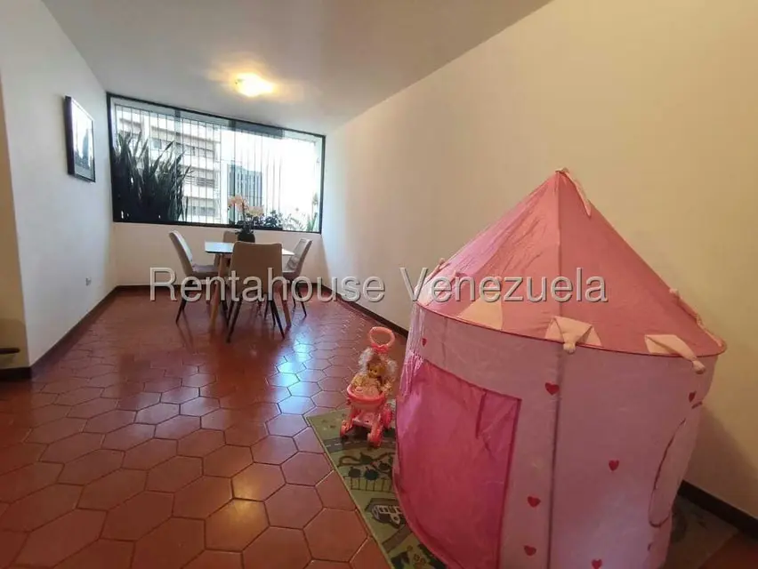 Apartamento (1 Nivel) en Venta en Los Palos Grandes, Distrito Metropolitano - 12