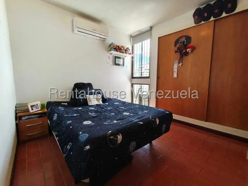 Apartamento (1 Nivel) en Venta en Los Palos Grandes, Distrito Metropolitano - 26