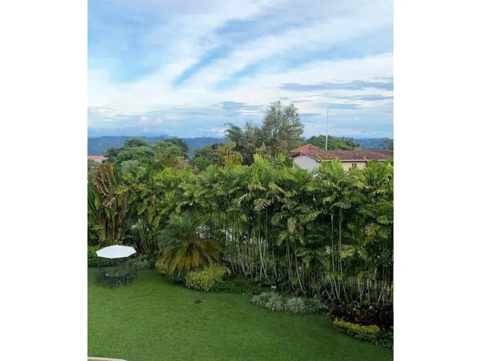 Vendo casa 750m2 4h/8b/10p La Lagunita 4371 - 24