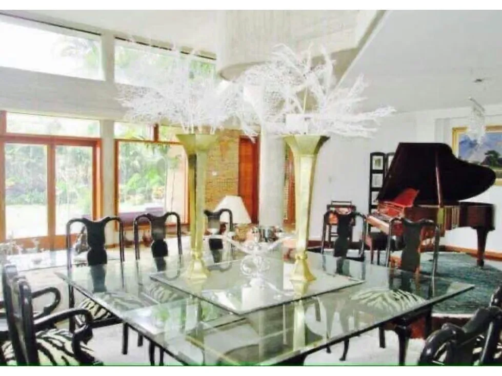 Vendo casa 750m2 4h/8b/10p La Lagunita 4371 - 8