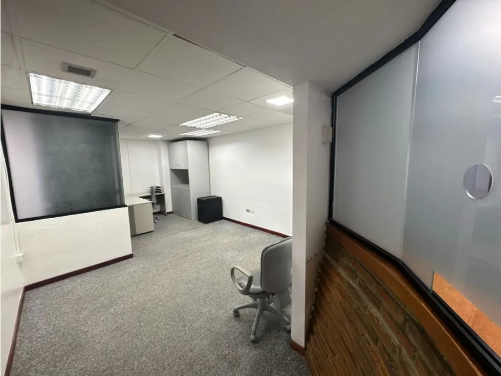 Se alquila oficina 180m2 1B La Castellana - 4