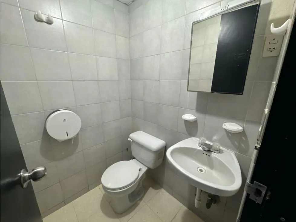 Se alquila oficina 180m2 1B La Castellana - 9