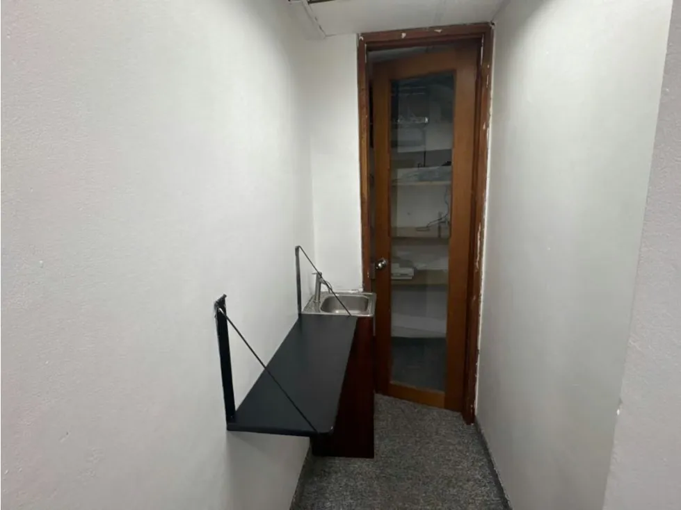 Se alquila oficina 180m2 1B La Castellana - 10