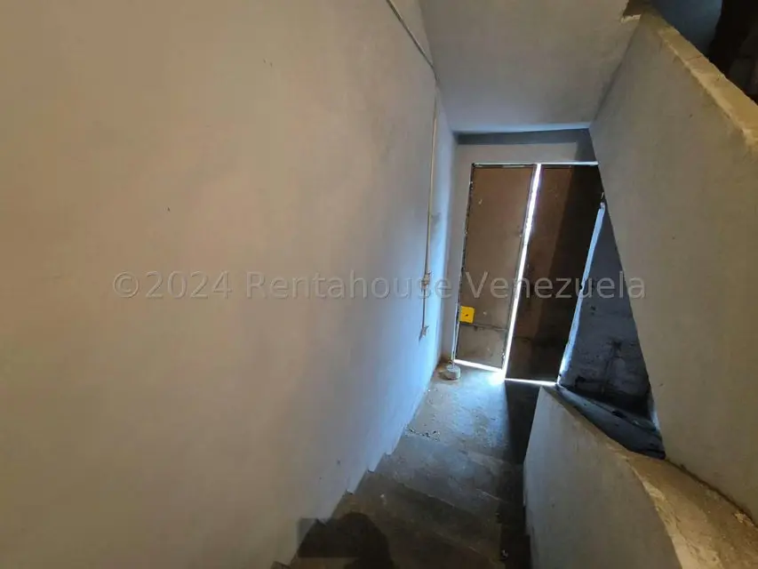 Local Comercial en Alquiler en Centro, Lara - 12