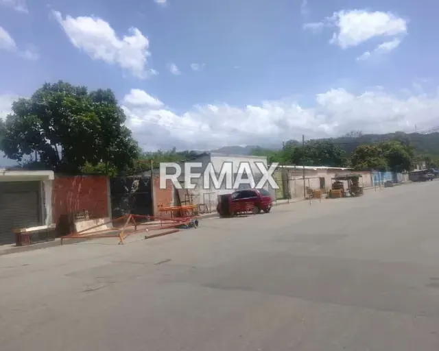 Alquiler de local comercial en zona centro - 2