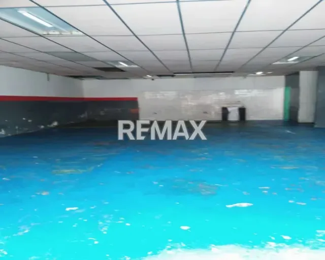 Alquiler de local comercial en zona centro - 4