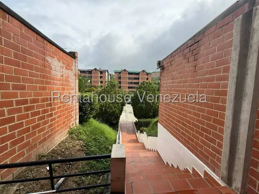 Apartamento (1 Nivel) en Venta en Terrazas de Guaicoco, Distrito Metropolitano - 2