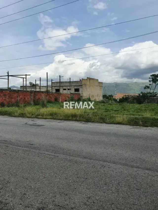 Terreno Residencial de oportunidad en Venta en Mañongo