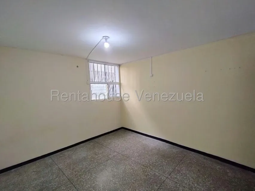 Apartamento (1 Nivel) en Alquiler en Doña Eva, Guarico - 18