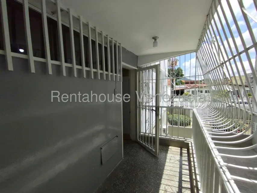 Apartamento (1 Nivel) en Alquiler en Doña Eva, Guarico - 8