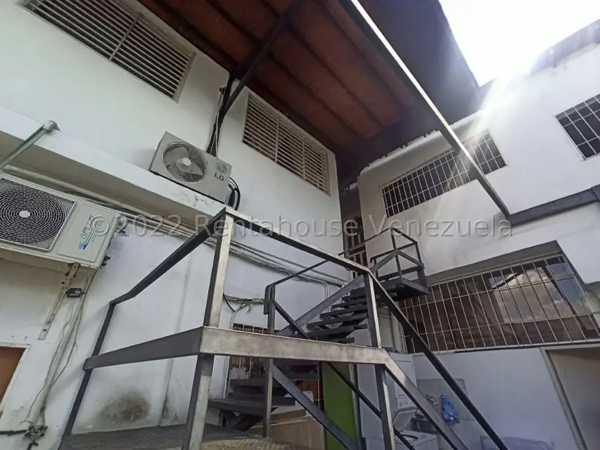 Casa (Multipes Niveles) en Venta en Zona Este, Lara - 16