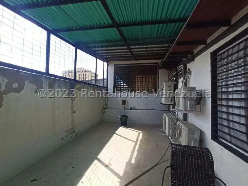 Casa (Multipes Niveles) en Venta en Zona Este, Lara - 28