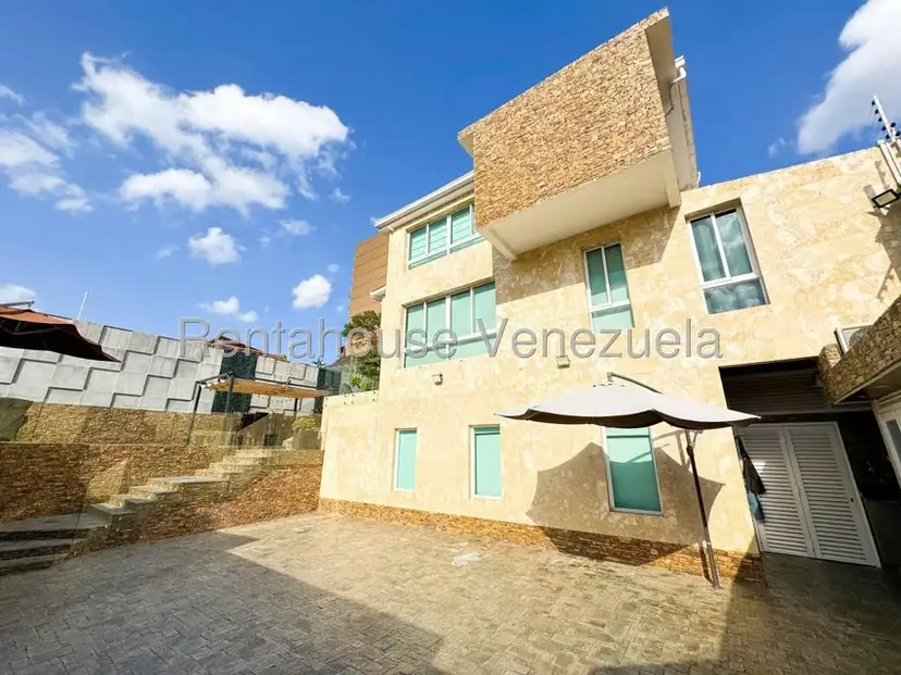 Casa (Multipes Niveles) en Venta en La Tahona, Distrito Metropolitano