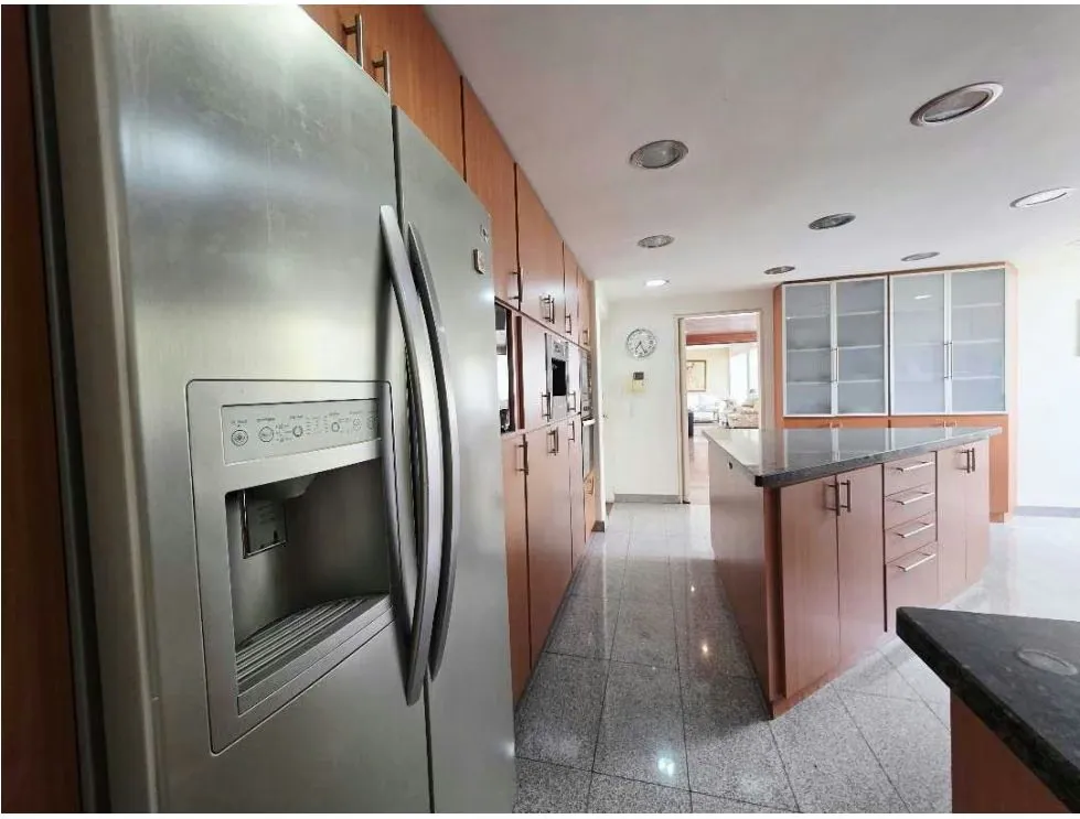 Se alquila apartamento 330m2 Los Naranjos 9011 - 9
