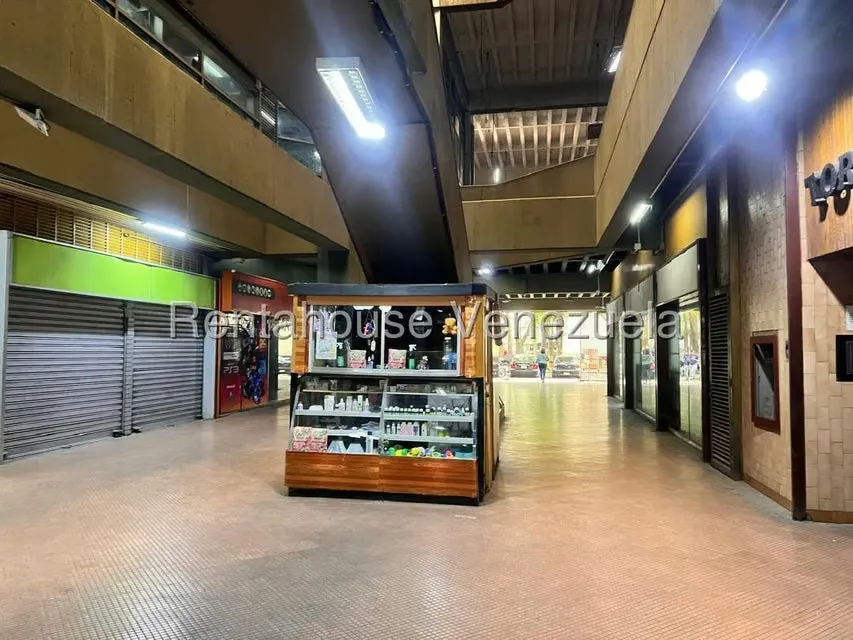 Local Comercial en Venta en El Paraiso, Distrito Metropolitano - 3