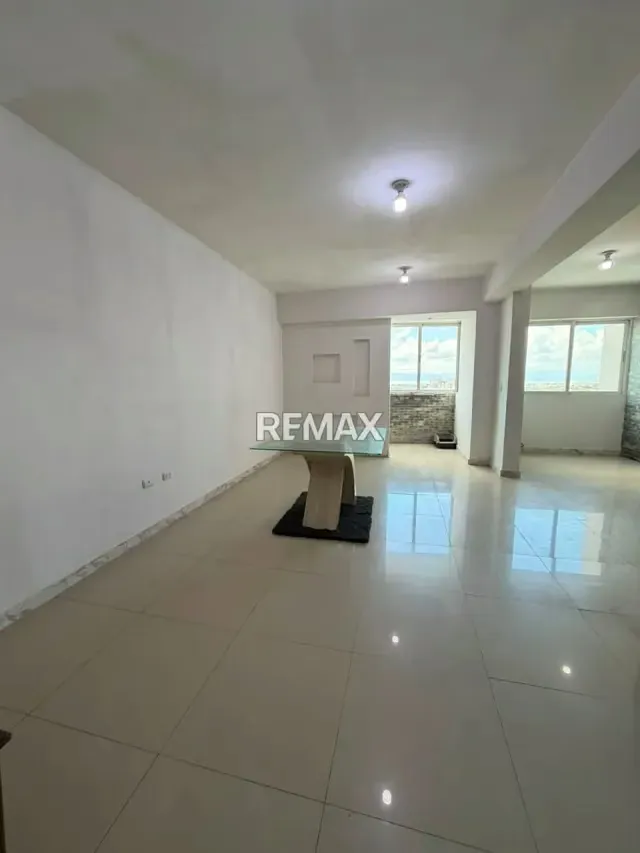 En Venta Excelente Apartamento, Ubicado en Base Aragua. - 2