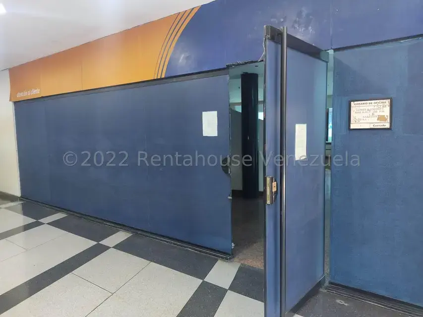 Local Comercial en Alquiler en El Rosal, Distrito Metropolitano - 2