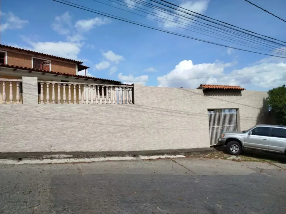 Se vende casa 574m2 Hoyo de La Puerta 8178