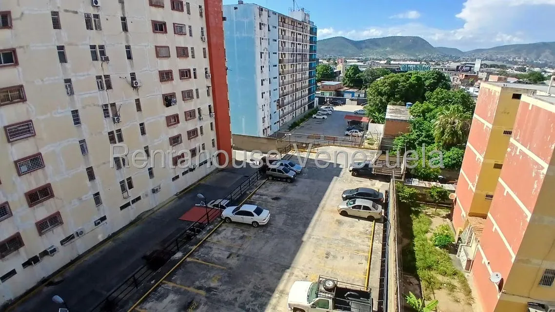 Apartamento (1 Nivel) en Alquiler en Zona Oeste, Lara