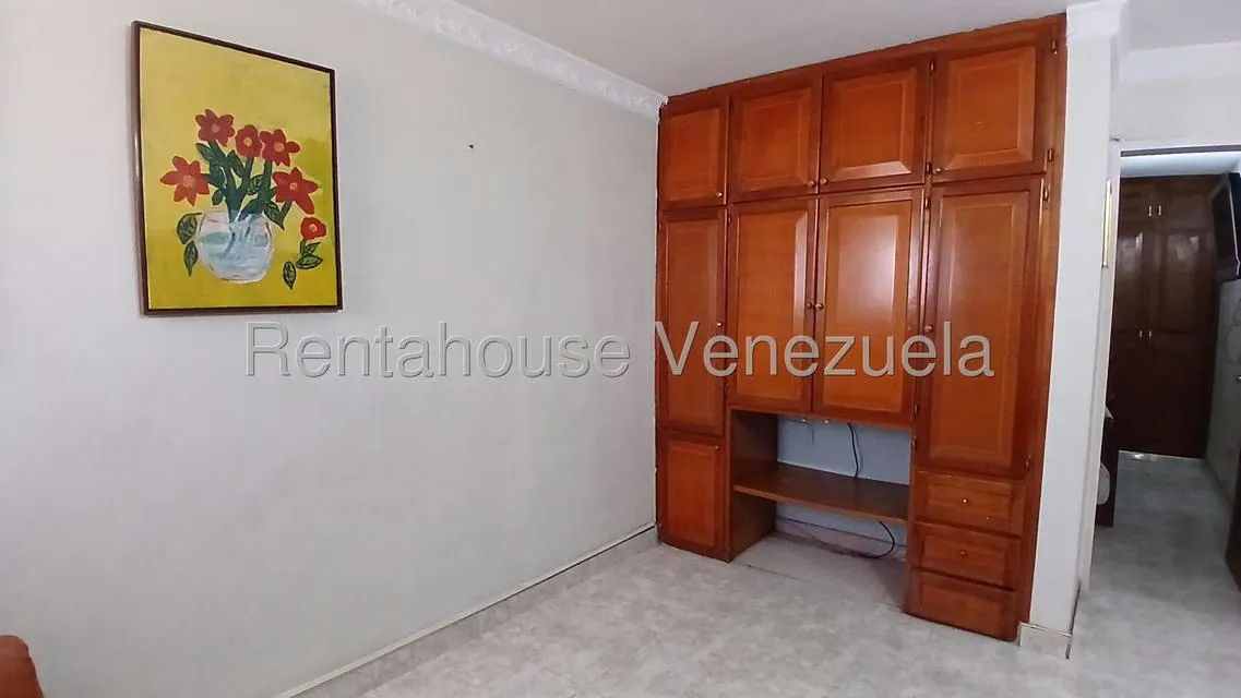 Apartamento (1 Nivel) en Alquiler en Zona Oeste, Lara - 25