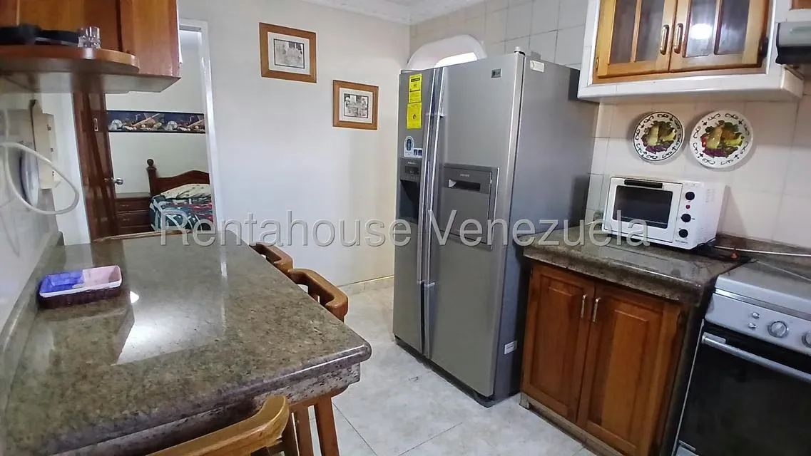 Apartamento (1 Nivel) en Alquiler en Zona Oeste, Lara - 10