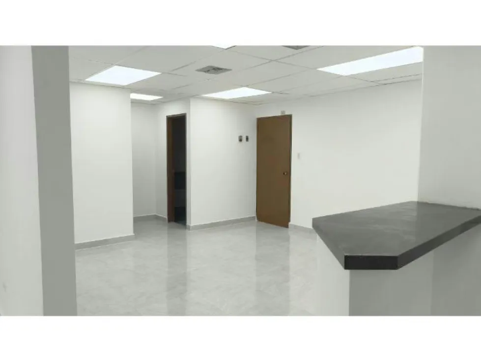 Alquilo oficina 80m2 Santa Paula 3054 - 3