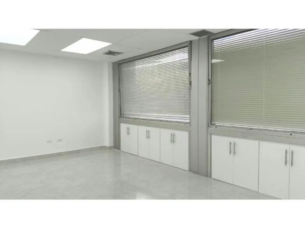 Alquilo oficina 80m2 Santa Paula 3054 - 7