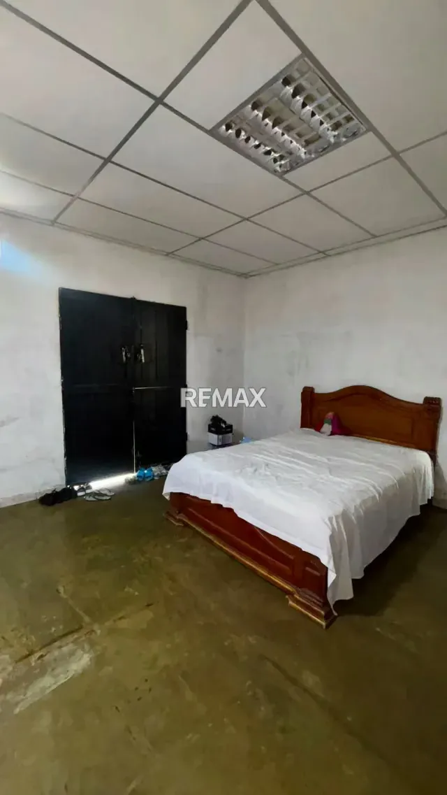 En Venta Centro Familiar ubicado en Guanare, Sector La Arenosa Carrera 10 entre Calles 12 y 13, Guanare, Portuguesa, Venezuela - 12