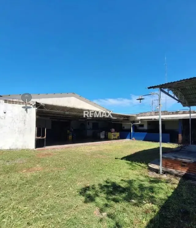 En Venta Centro Familiar ubicado en Guanare, Sector La Arenosa Carrera 10 entre Calles 12 y 13, Guanare, Portuguesa, Venezuela - 6