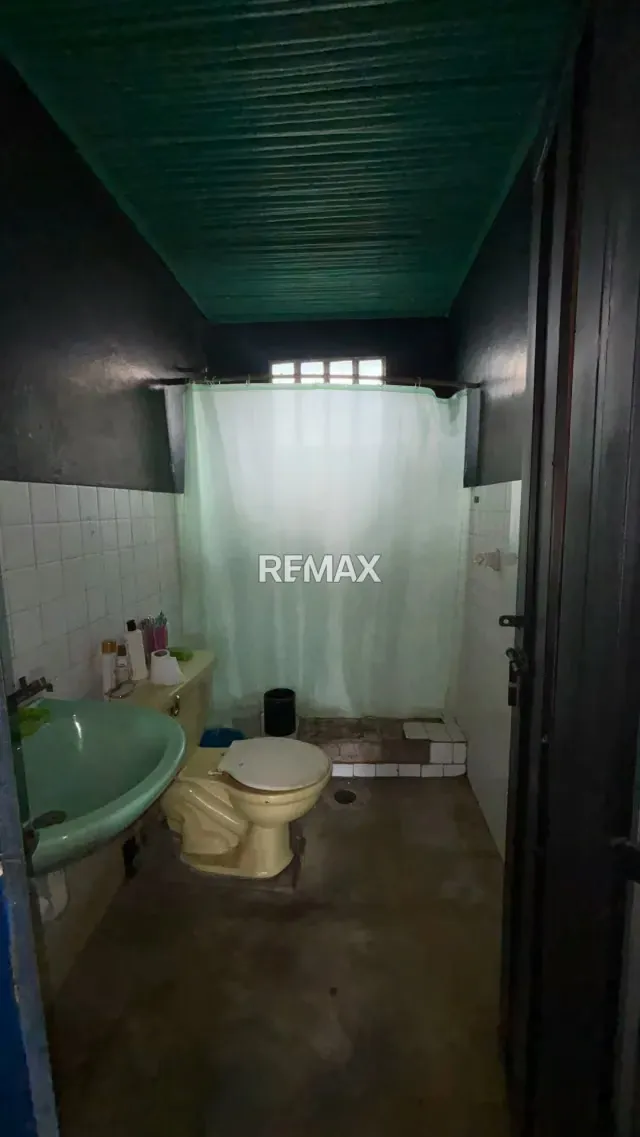 En Venta Centro Familiar ubicado en Guanare, Sector La Arenosa Carrera 10 entre Calles 12 y 13, Guanare, Portuguesa, Venezuela - 10