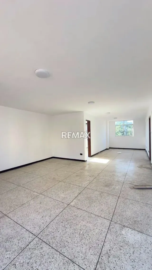 APARTAMENTO EN CECILIO ACOSTA CON SANTA RITA - 2