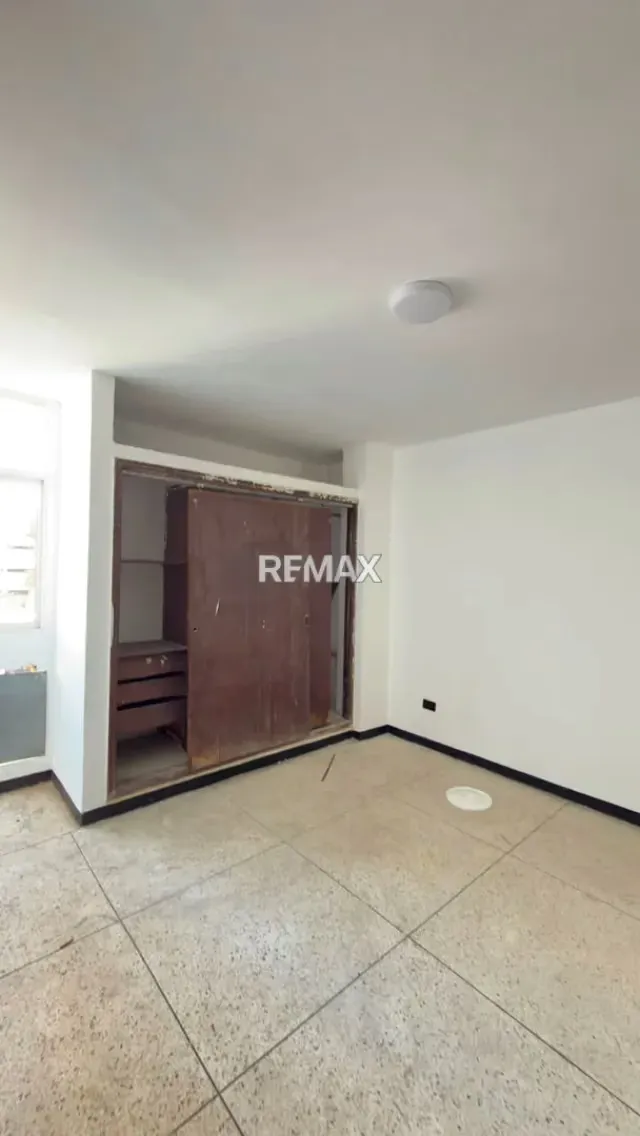 APARTAMENTO EN CECILIO ACOSTA CON SANTA RITA - 6