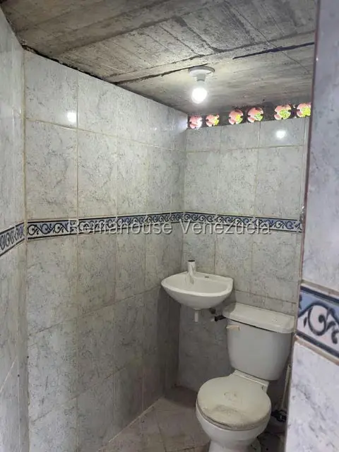 Terreno (Comercial) en Venta en La Colonia Tovar, Aragua - 9