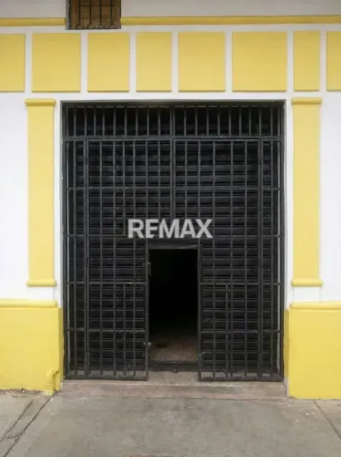 ALQUILER DE LOCAL COMERCIAL, CARRERA 22 BARQUISIMETO - 2
