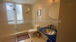 Vista 24