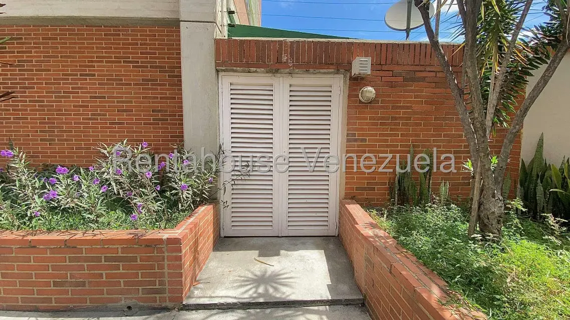 Apartamento (Duplex) en Venta en Los Naranjos de Las Mercedes, Distrito Metropolitano - 26