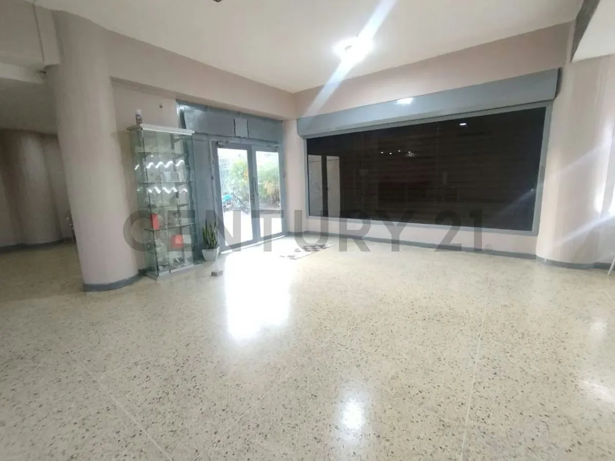 Local Comercial en Venta Ubicado en Guatire - C.C. Daymar - 4