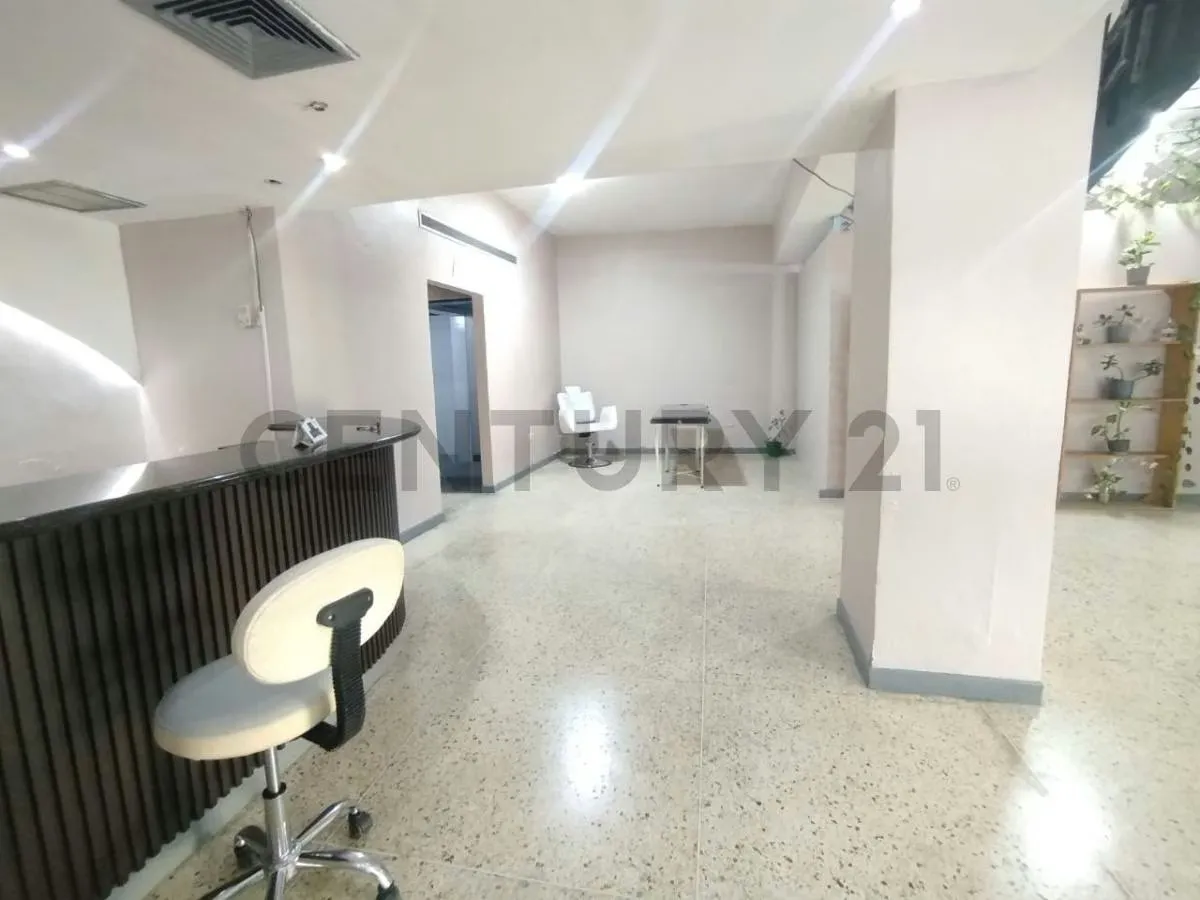 Local Comercial en Venta Ubicado en Guatire - C.C. Daymar - 5