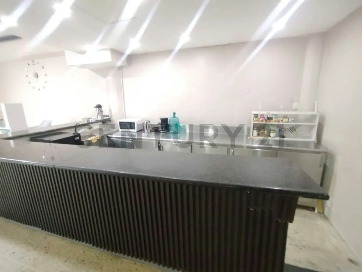 Local Comercial en Venta Ubicado en Guatire - C.C. Daymar - 8
