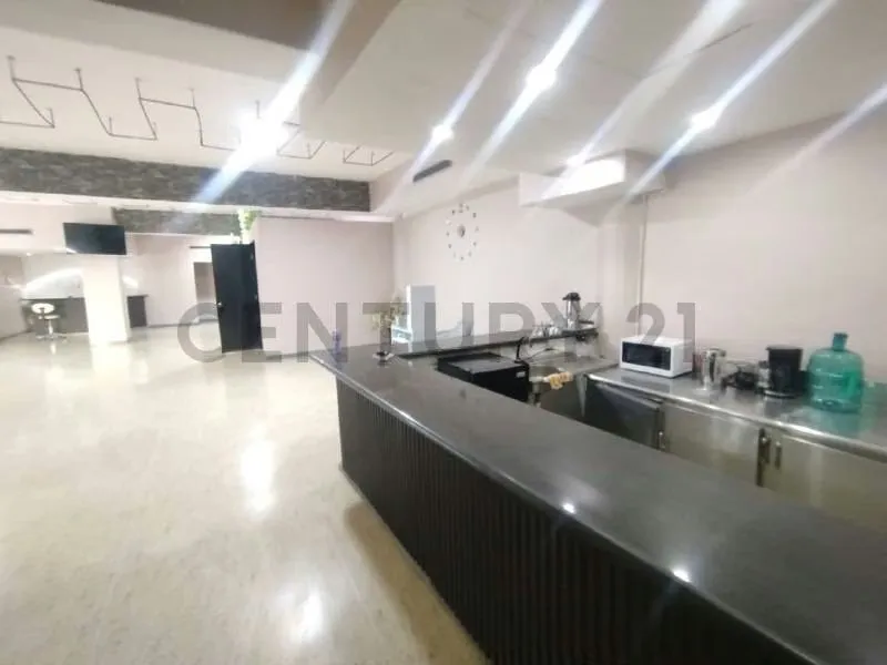 Local Comercial en Venta Ubicado en Guatire - C.C. Daymar - 9