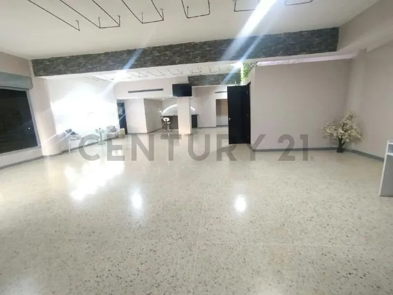Local Comercial en Venta Ubicado en Guatire - C.C. Daymar - 10