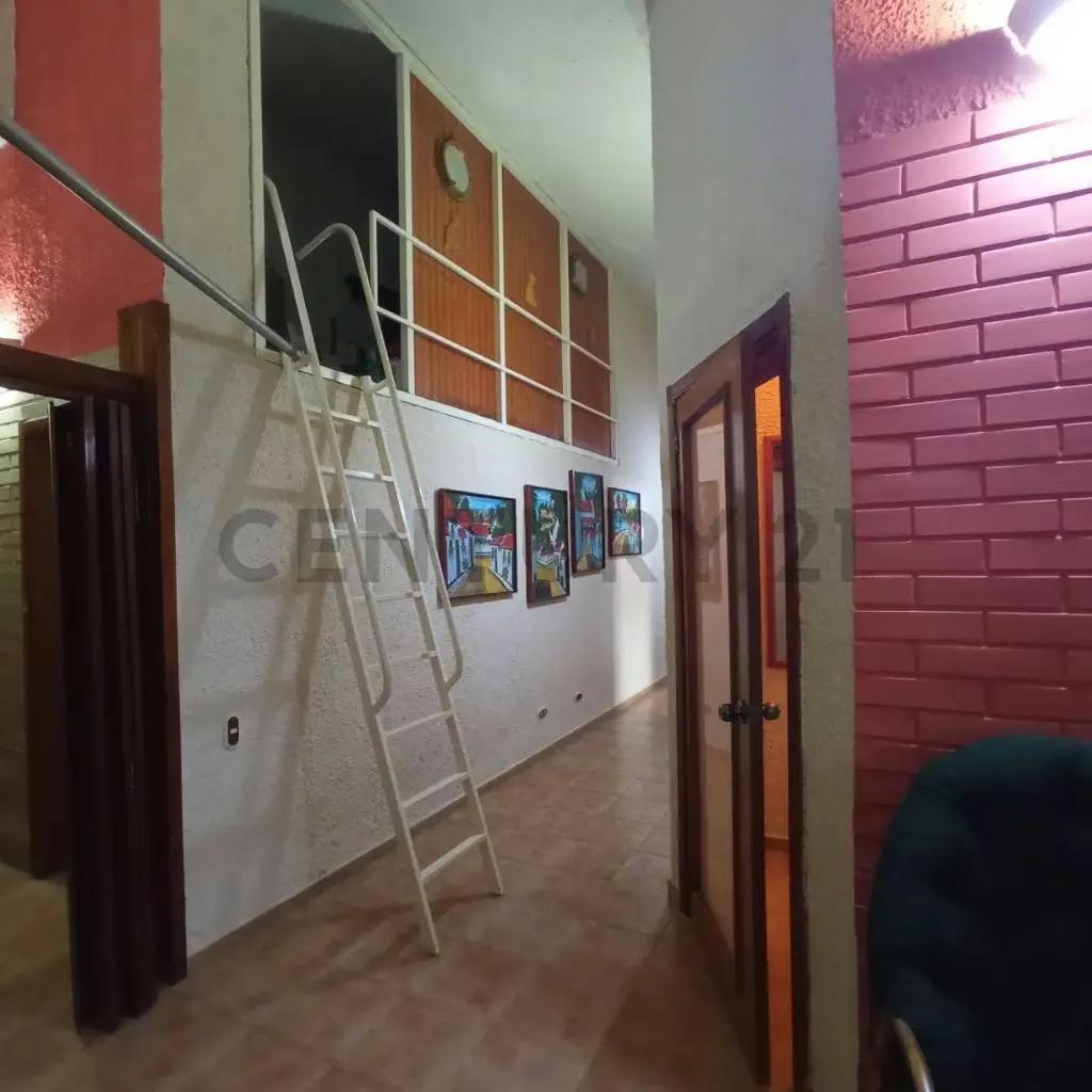 Casa-Quinta en zona exclusiva y privilegiada con excelente clima de Montaña - 12