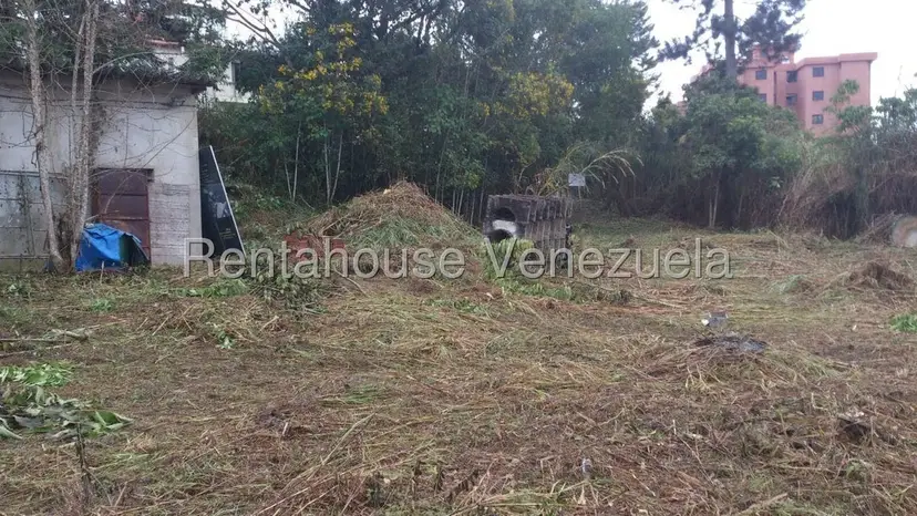 Terreno (Residencial) en Venta en Parque el Retiro, Miranda