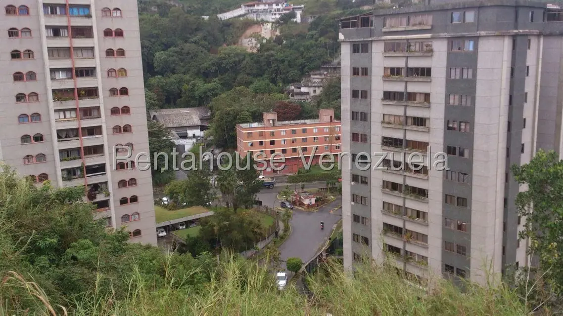 Terreno (Residencial) en Venta en Parque el Retiro, Miranda - 4