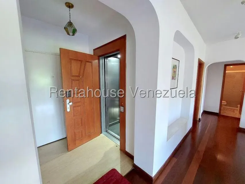 Apartamento (1 Nivel) en Venta en La Lagunita Country Club, Distrito Metropolitano - 4